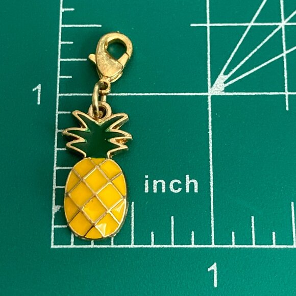 Gold Pineapple Charm Clip On Zipper Pull Purse Hawaiian Island Life Plated - Picture 5 of 6